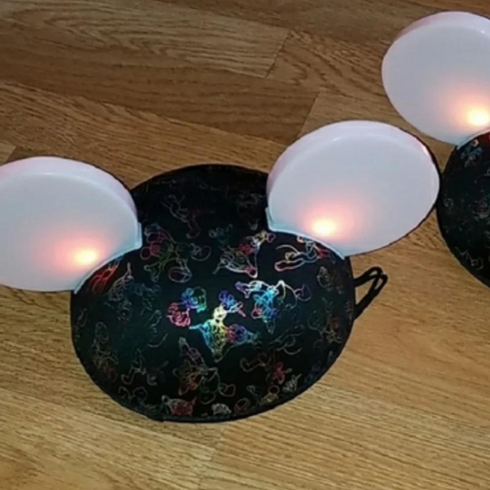 DISNEY MICKEY MOUSE &FRIENDS LIGHT UP